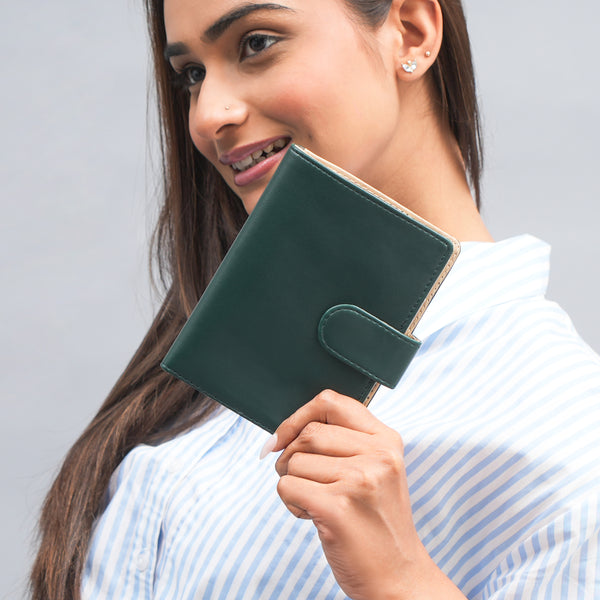 Passport Wallet - Forest Green